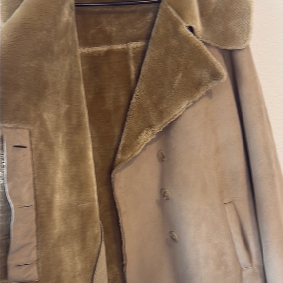 Wilson’s Leather Women's Tan faux Shearling Jacket Medium - Picture 4 of 7